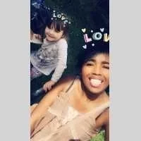 Kmberley, babysitter à Bordeaux