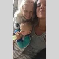 Sandy, babysitter à Paris