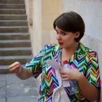 Lola, babysitter à Bordeaux