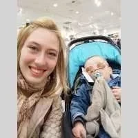 Alja, babysitter à Paris