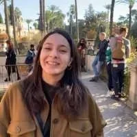 Syrine, babysitter à Paris