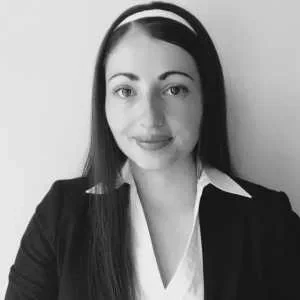 Adela, babysitter à Nice