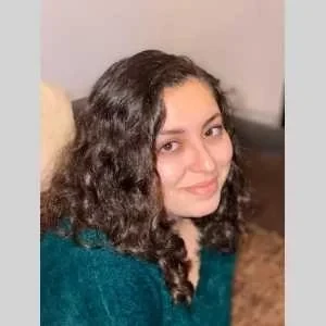 Neila, babysitter à Toulouse