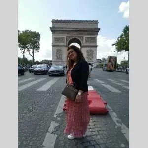 Francesca , babysitter à Paris