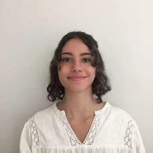 Axelle, babysitter à Grenoble