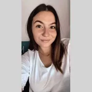 Lisa, babysitter à Anglet