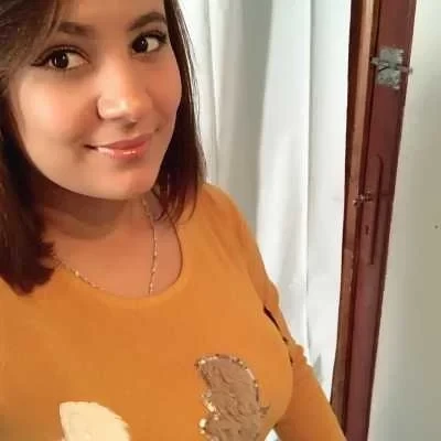 Ihssane , babysitter à Nice