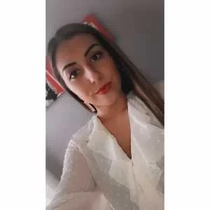 Mélanie , babysitter à Nanterre