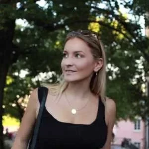 Lou-anna, babysitter à Villefranche sur Saone