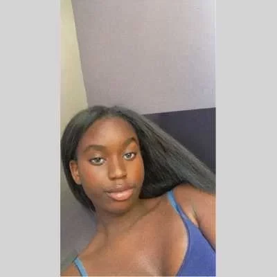 Naomi, babysitter à Segre en Anjou Bleu