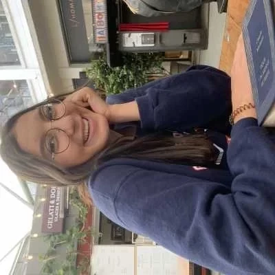 Camelia, babysitter à Choisy le Roi