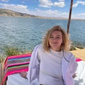 Agathe, babysitter à Paris