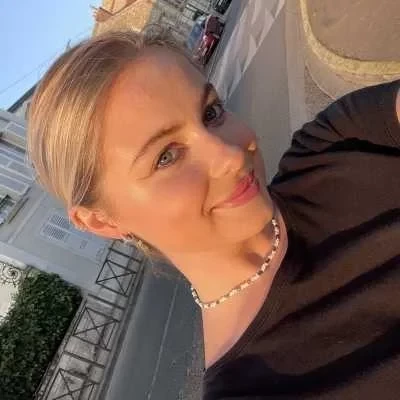 Fia, babysitter à Paris