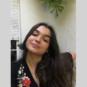 Juliette, babysitter à Bordeaux