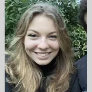 Elisa , babysitter à Rennes