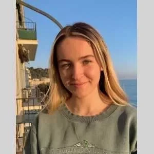 Irene, babysitter à Nice