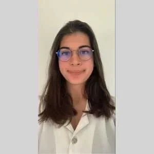 Celia, babysitter à Bordeaux