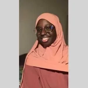 Hafsa, babysitter à Paris