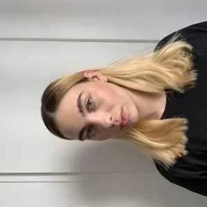 Mathilde , babysitter à Paris