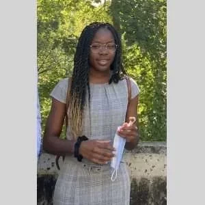 Bérénice, babysitter à Nanterre