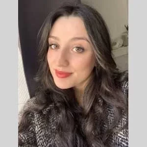 Clara , babysitter à Bordeaux