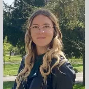 Anaïs, babysitter à Bordeaux