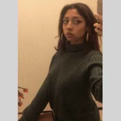 Zoé , babysitter à Ermont