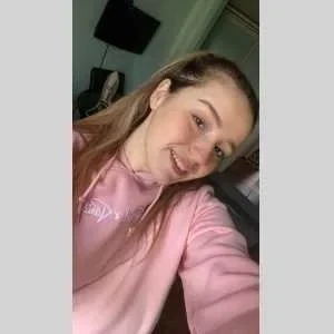 Laurelyne, babysitter à Livry Gargan