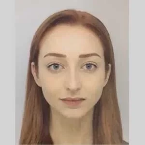 Lola, babysitter à Nice