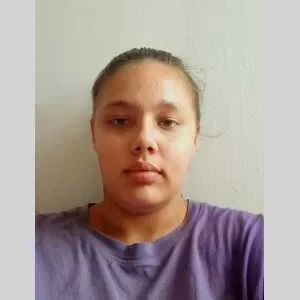 Allyah, babysitter à Grenoble