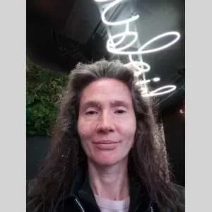 Laurence , babysitter à Paris