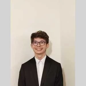 Tony, babysitter à Reims