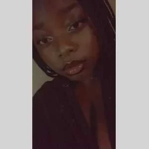 Ketshia, babysitter à Paris