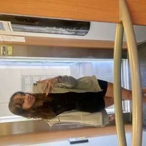 Houriya, babysitter à Rennes