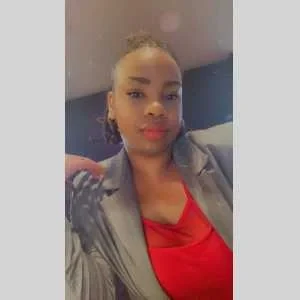 Marina, babysitter à Les Lilas