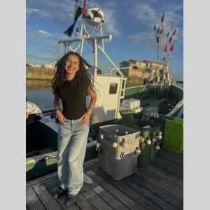 Jade, babysitter à Paris