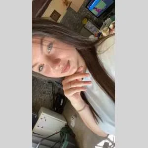 Melya, babysitter à Rennes