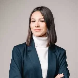 Janna, babysitter à Toulouse