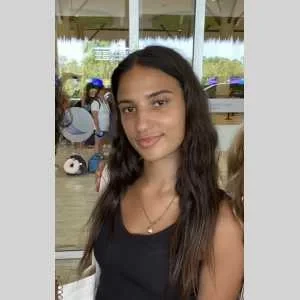 Carla, babysitter à Paris