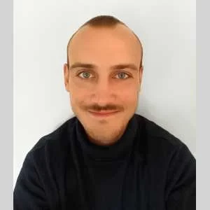 Henri, babysitter à Paris