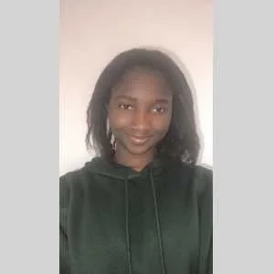 Diado, babysitter à Melun