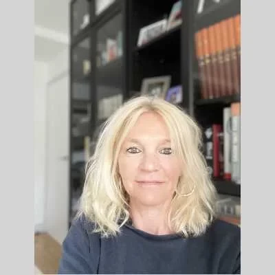 Sylvia, babysitter à Paris