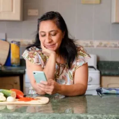Esther, parent à Paris