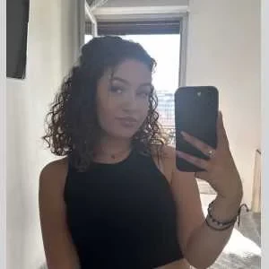 Firyaelle , babysitter à Marseille