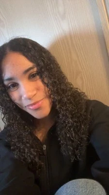 Meline, babysitter à Saint-Maximin