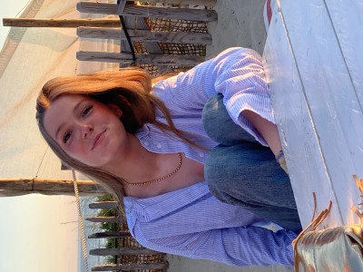 Mila, babysitter à Bordeaux